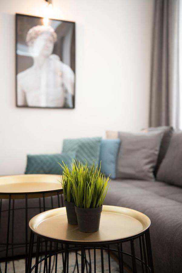 Luxury Apartment By Hi5 - Kalman Imre Suite Budapest Exterior foto